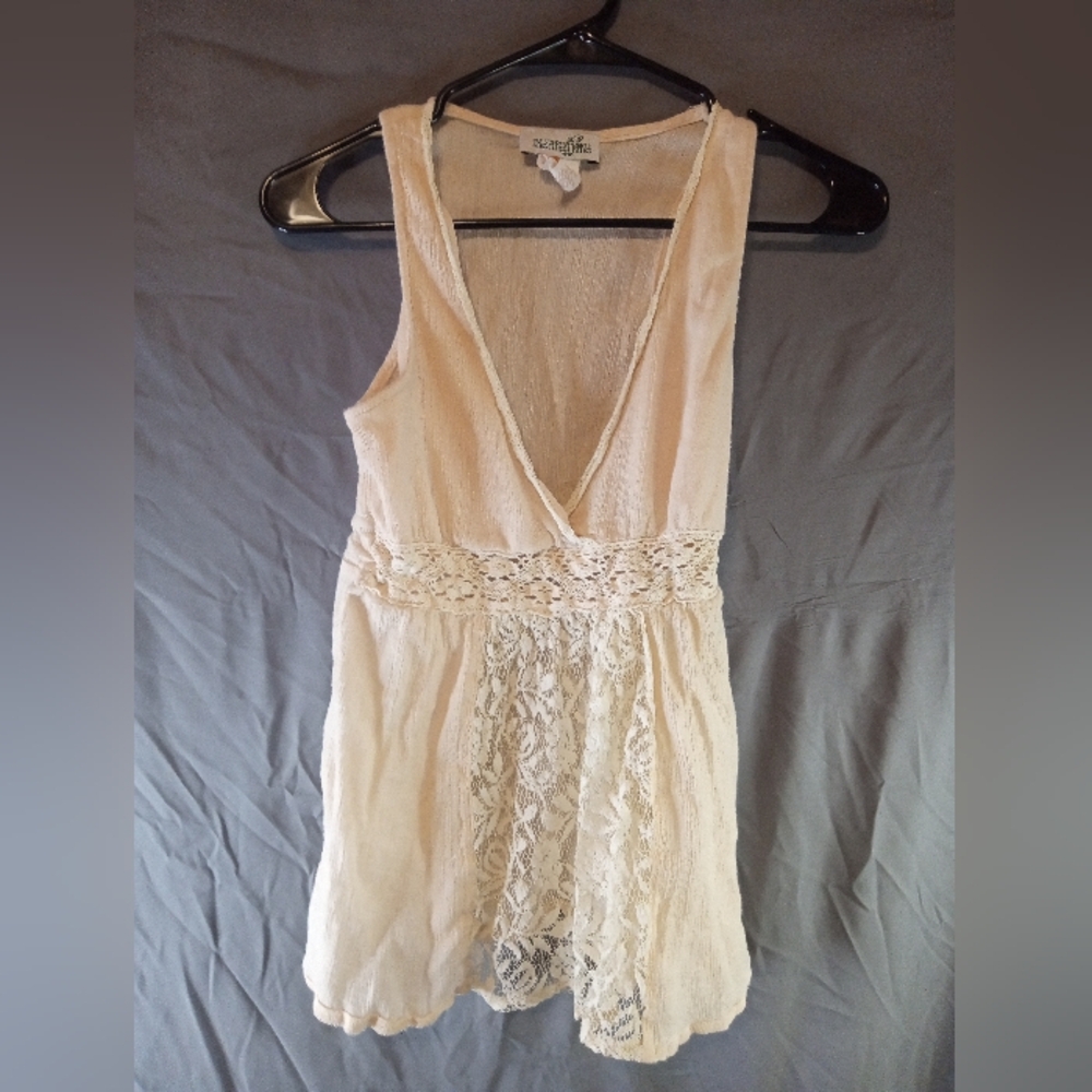 Inspiration Bohemian Cream Lace Tank Top